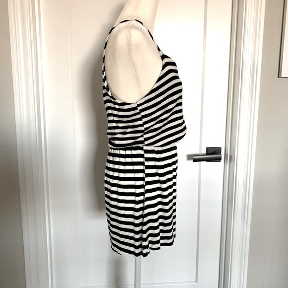 {NWOT} Women's Swim Cover Up Romper (S) - Picture 3 of 8